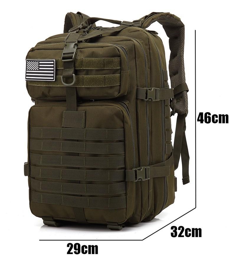 Großer Taktischer Rucksack Mit Mehreren Taschen