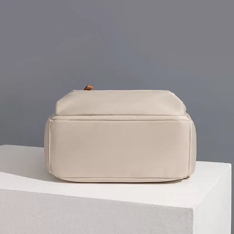 Leichter Und Pendeltauglicher Reiserucksack